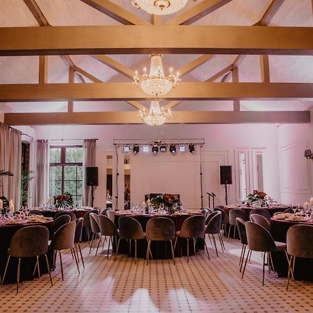 5 Stories Guest House Inkartai Екстериор снимка