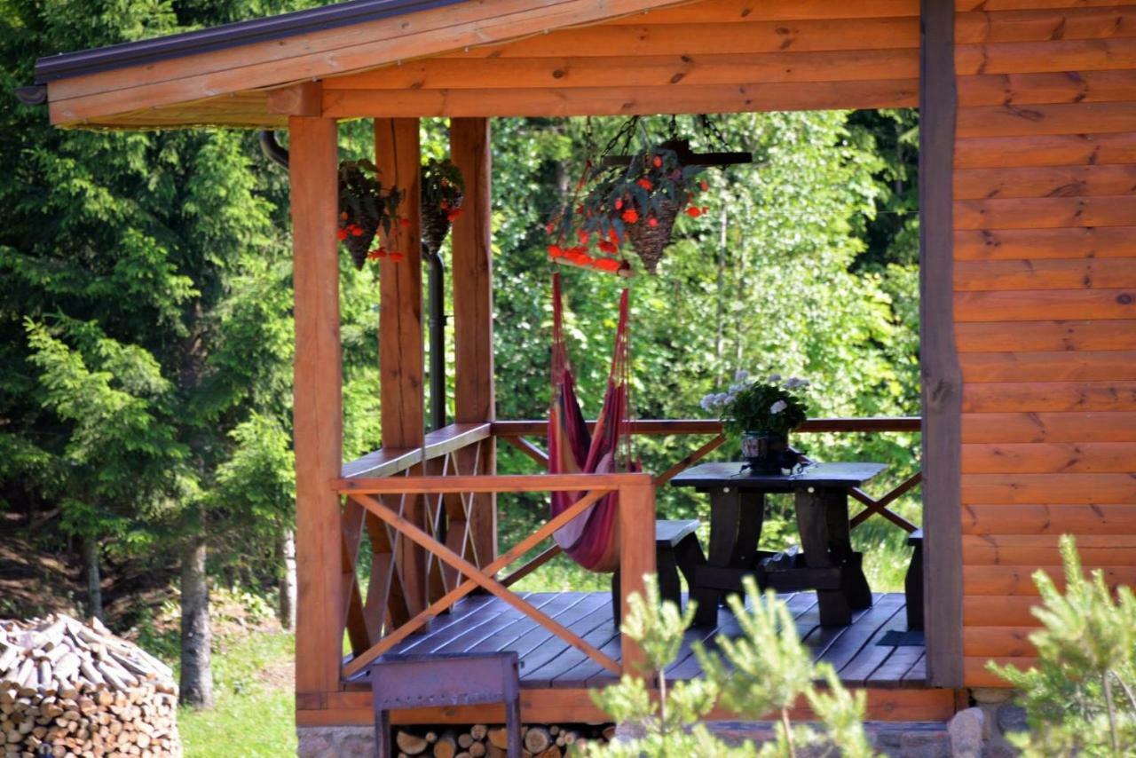5 Stories Guest House Inkartai Екстериор снимка