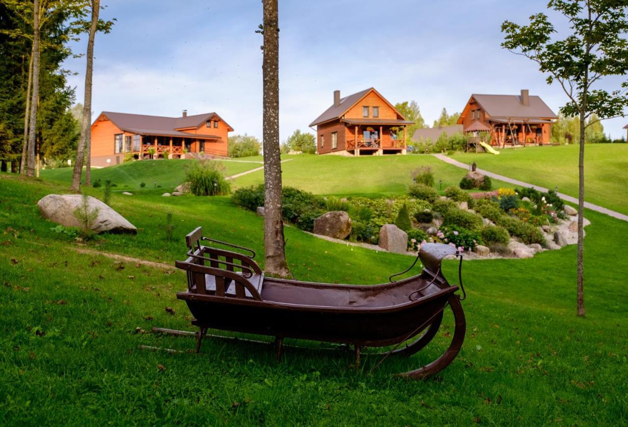 5 Stories Guest House Inkartai Екстериор снимка